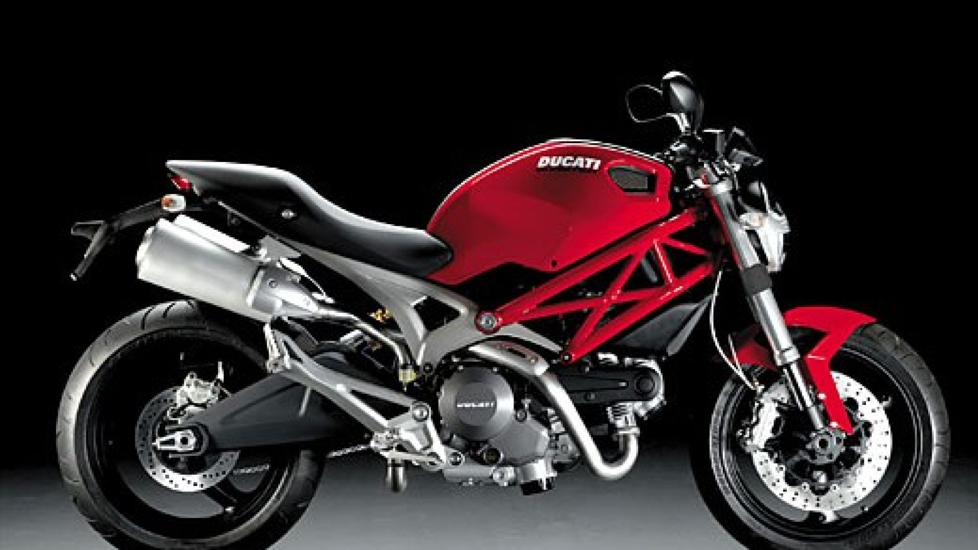 Anteprima: : Ducati Monster 696 - MotorBox