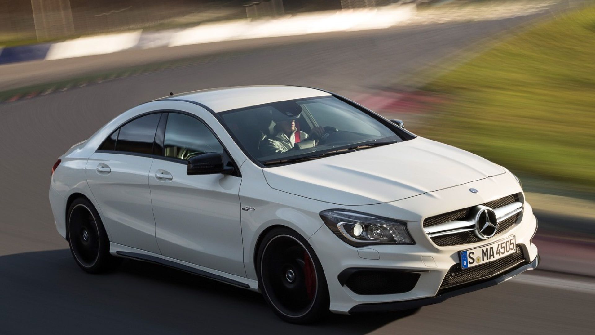 Anteprima mercedes cla #2