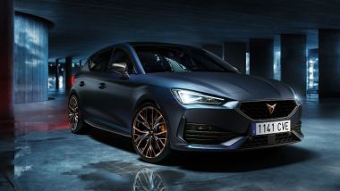 Cupra Leon VZ Carbon Nuova Serie Speciale 2022 Prezzo Dotazioni