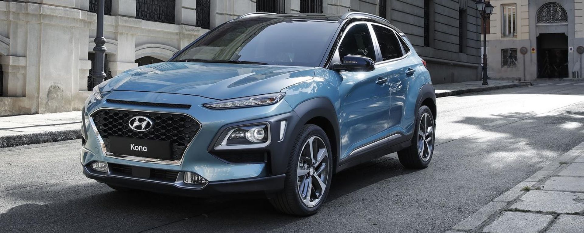 Hyundai Kona suv uscita prezzo dimensioni motori MotorBox