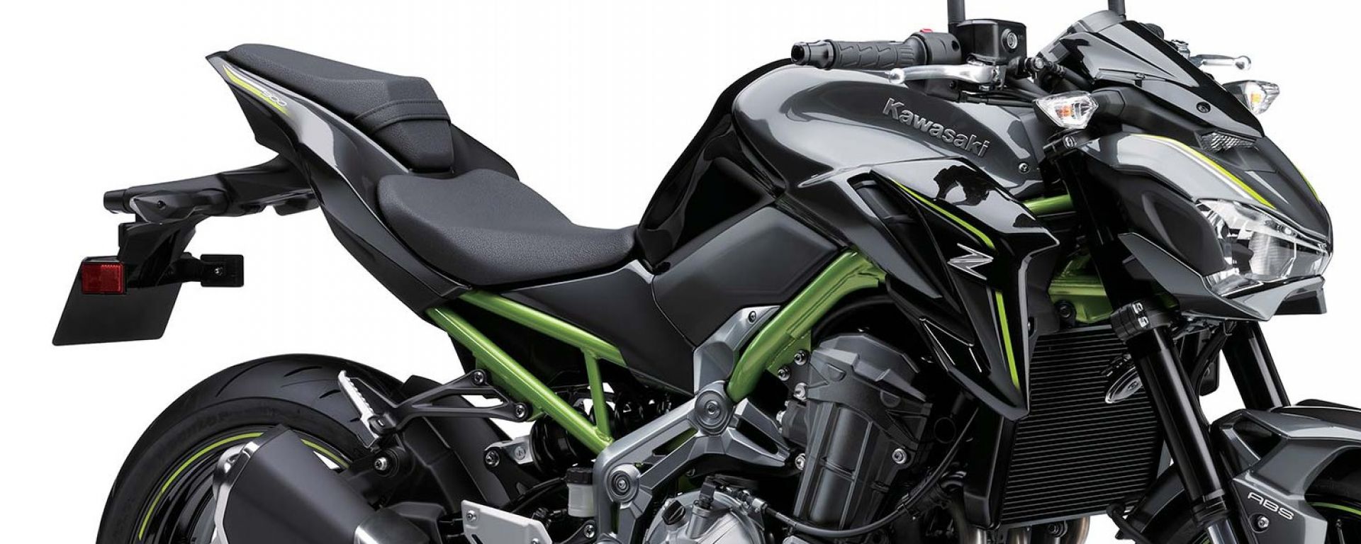 Novità moto Kawasaki Z900 la naked di Akashi cambia volto MotorBox