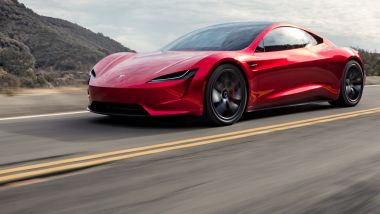 Nuova Tesla Roadster perché Elon Musk posticipa il lancio 2022