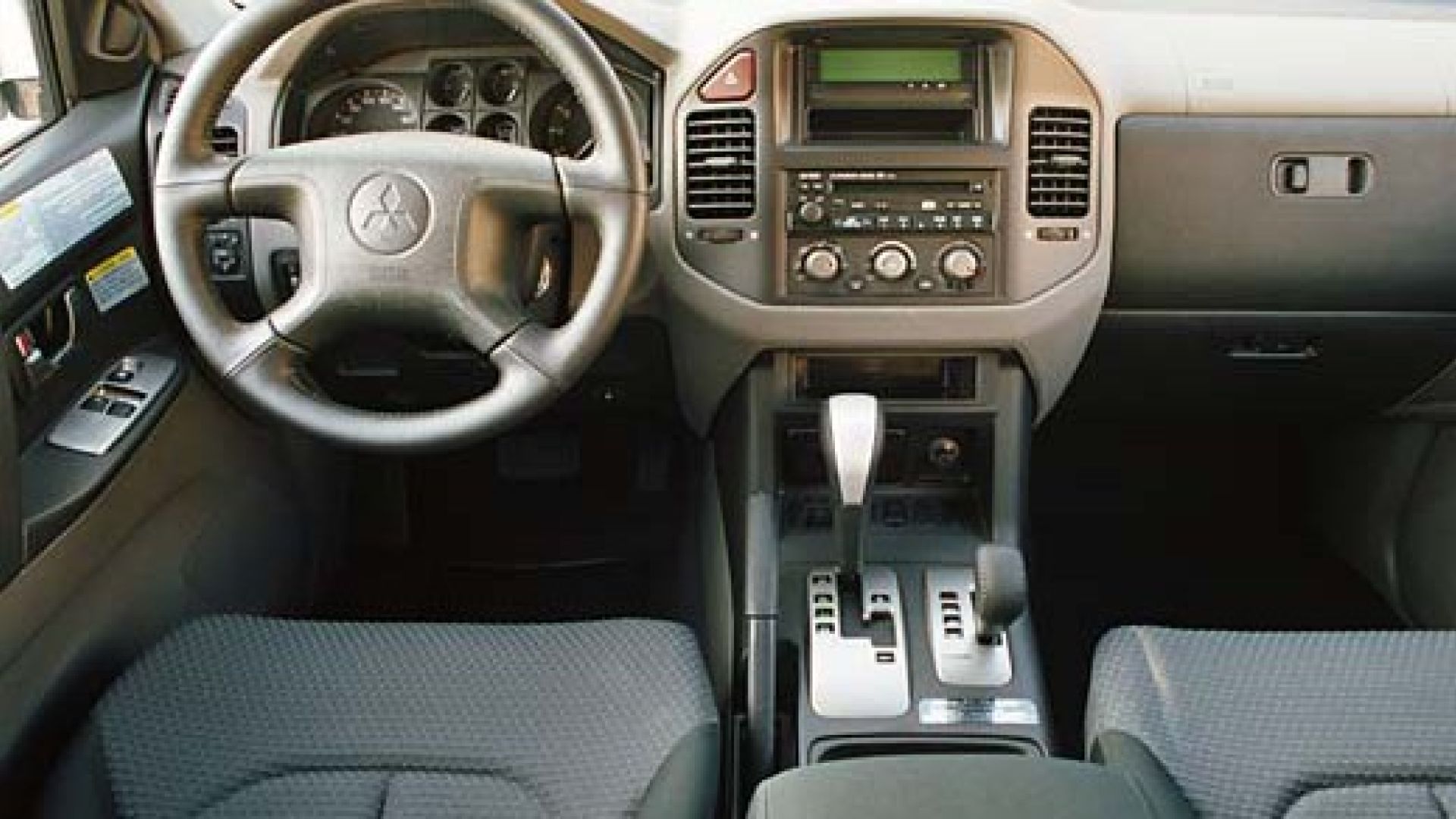 Mitsubishi Pajero my 2003 - MotorBox