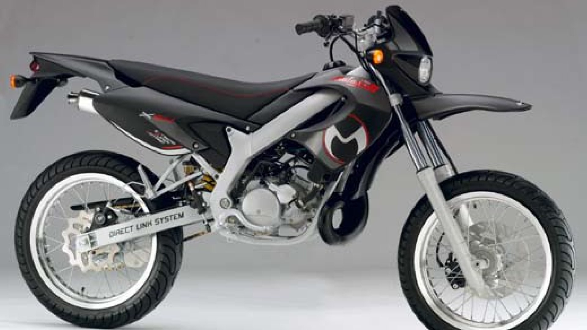 Uitlaat Malaguti XSM/XTM /Yamaha DT50 /Peugeot XPS / e-nox steel Tecnigas Uitlaat Malaguti XSM/XTM /Yamaha DT50 /Peugeot XPS / e-nox steel Tecnigas