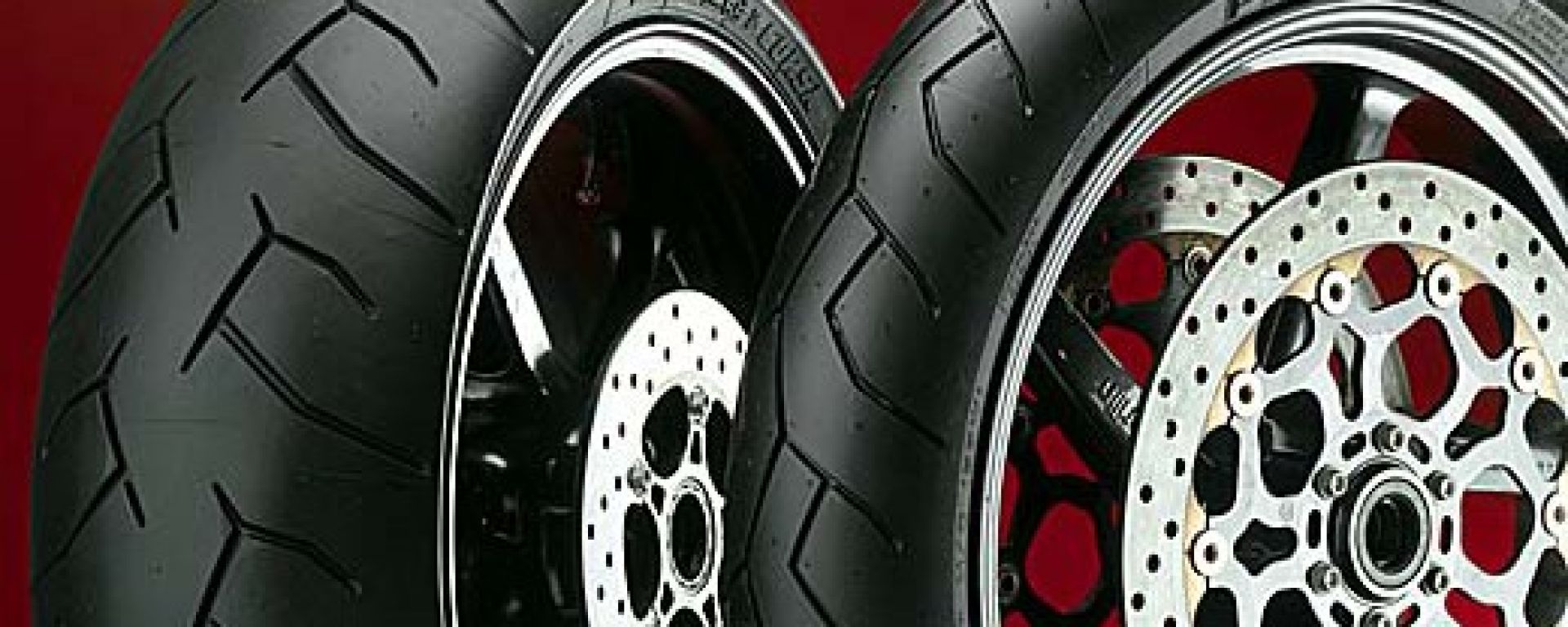 Prova su strada - Pirelli Diablo Corsa - MotorBox