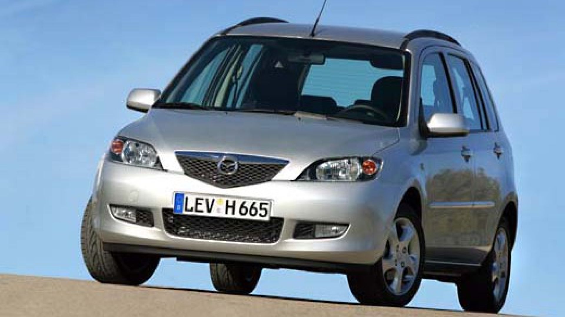 Mazda demio 2. Мазда Демио 2002-2007. Mazda 2 2002. Mazda Demio 2002.