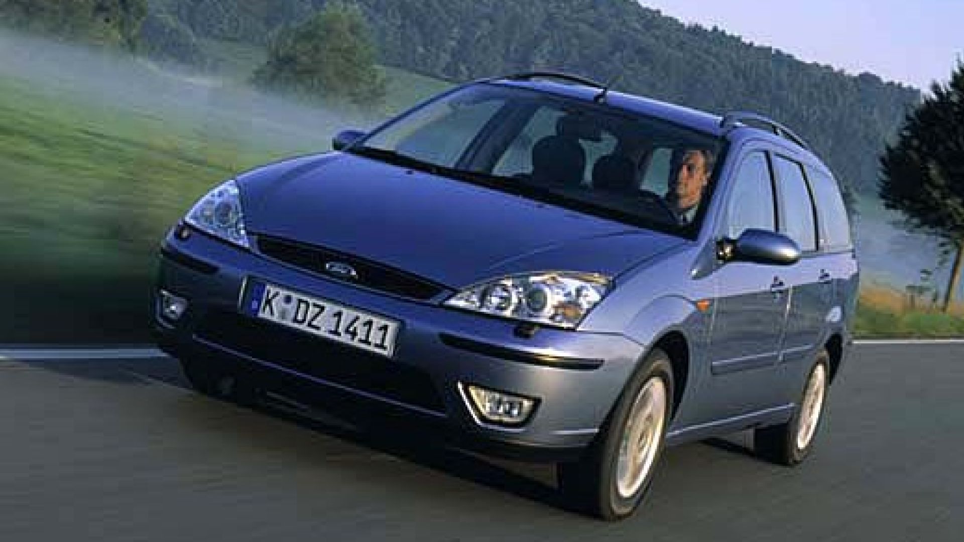 Форд 1 и 2. Ford Focus 1998. Ford Focus 2001. Ford Focus Turnier 2001. Ford Focus 1998-2004.