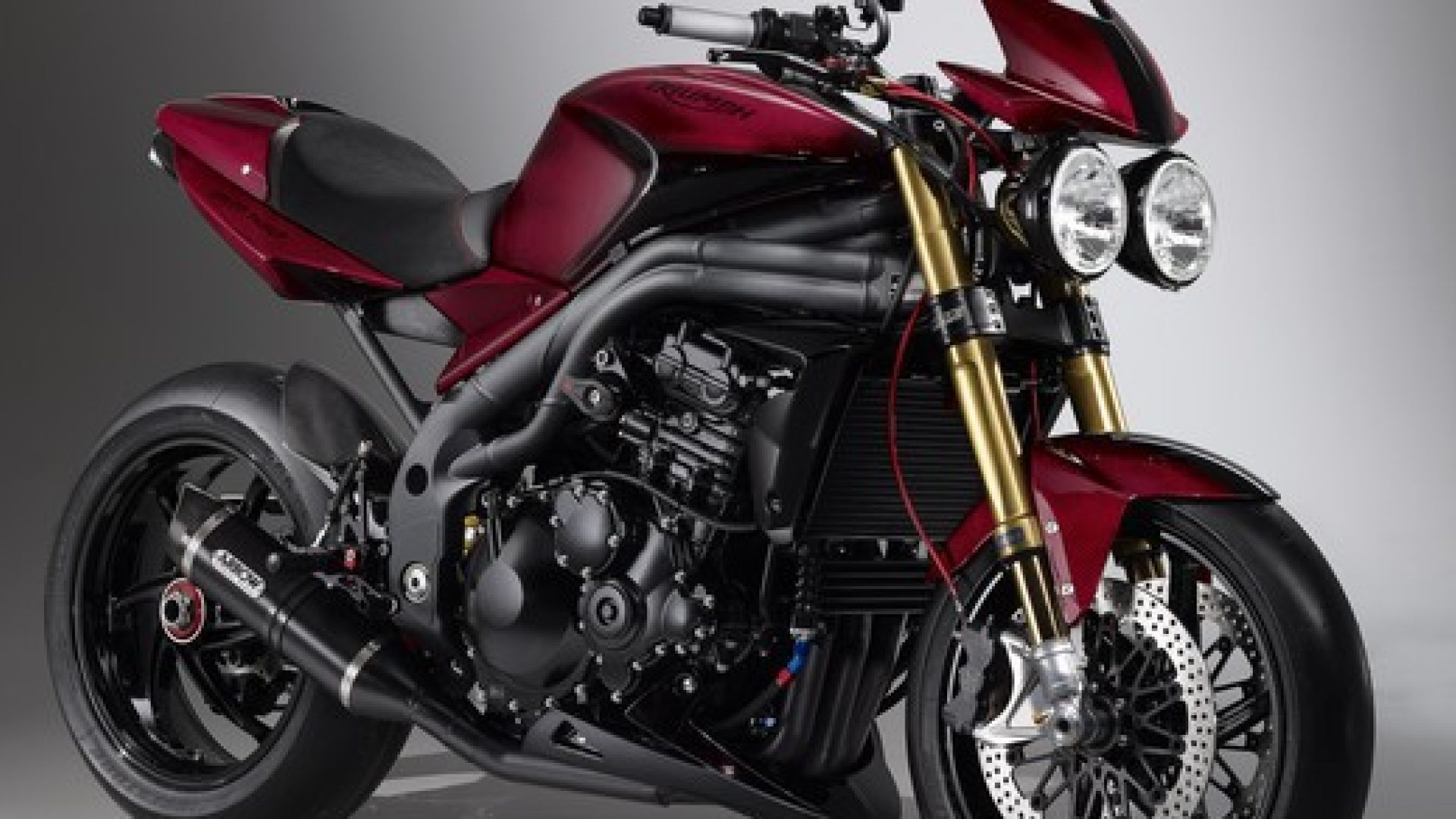 Anteprima: | Triumph Speed Triple SE