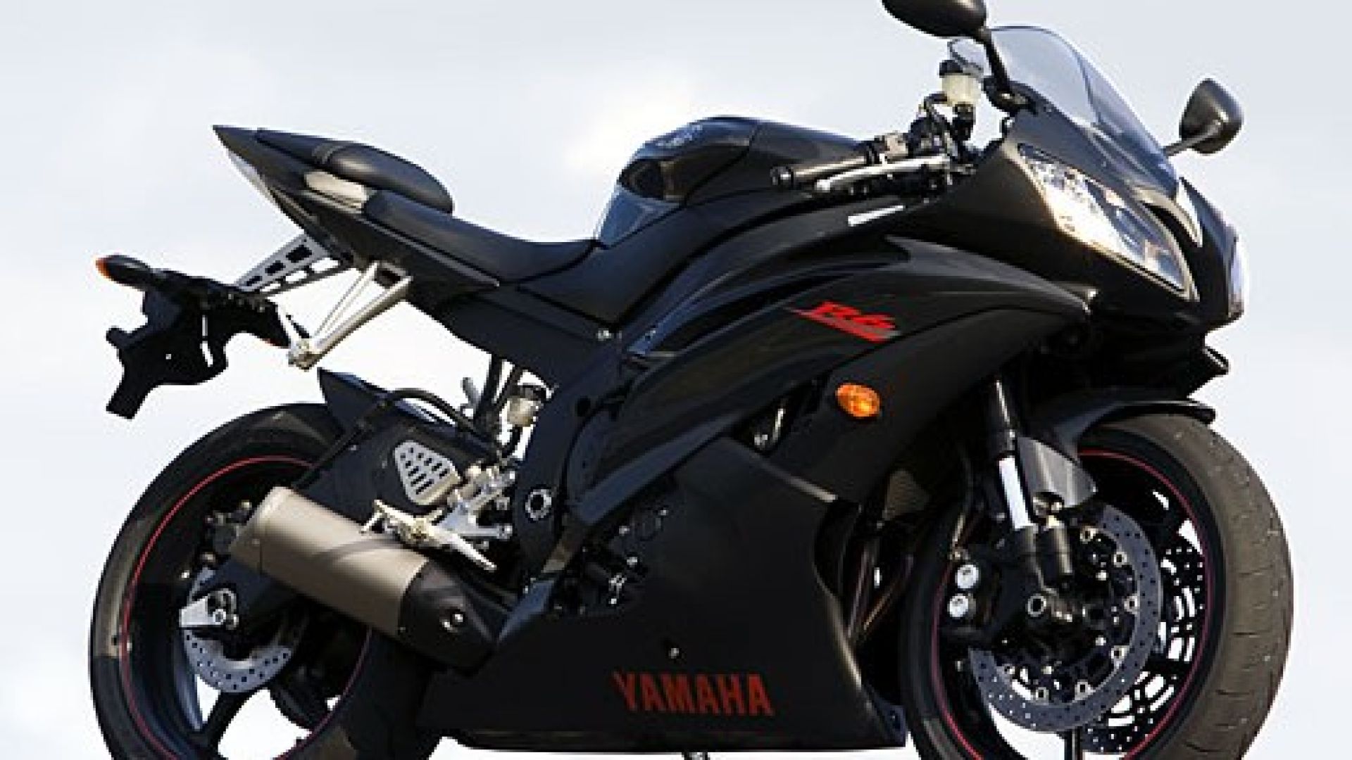 Prova - Yamaha R6 2008 - MotorBox