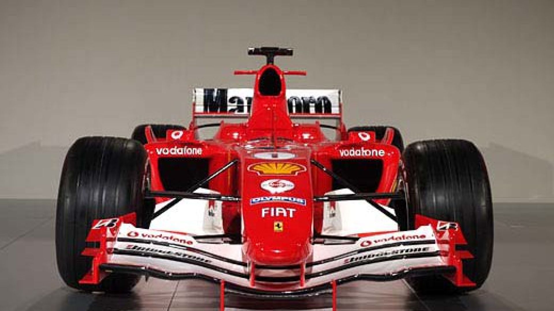 Формула 1 2005. Феррари f1 2005. Болиды f1 2005 Ferrari. Феррари f 2005. Феррари 2005 формула 1.