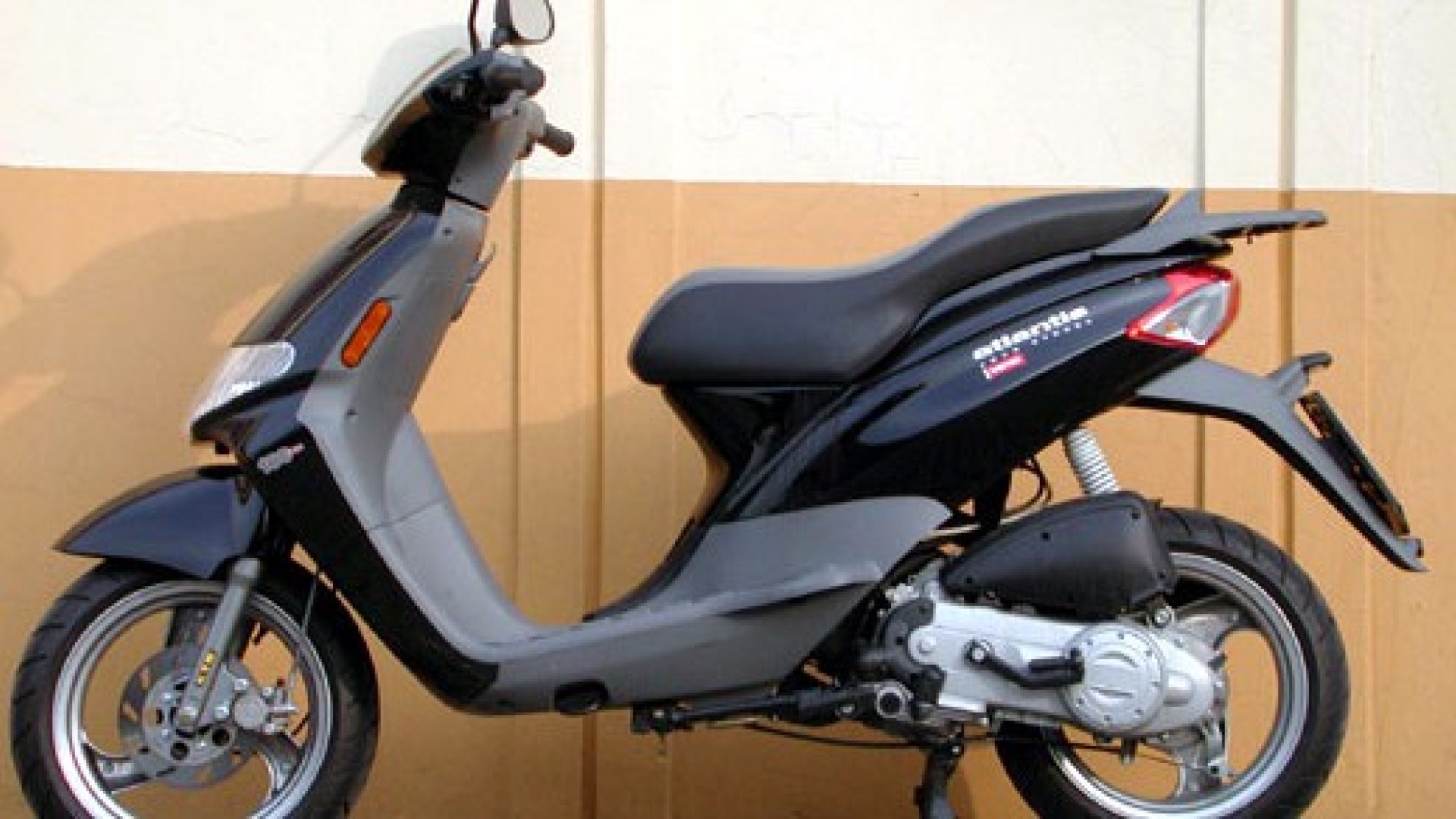 Test Drive Derbi Atlantis 100 4T Test Drive Derbi Atlantis 100 4T