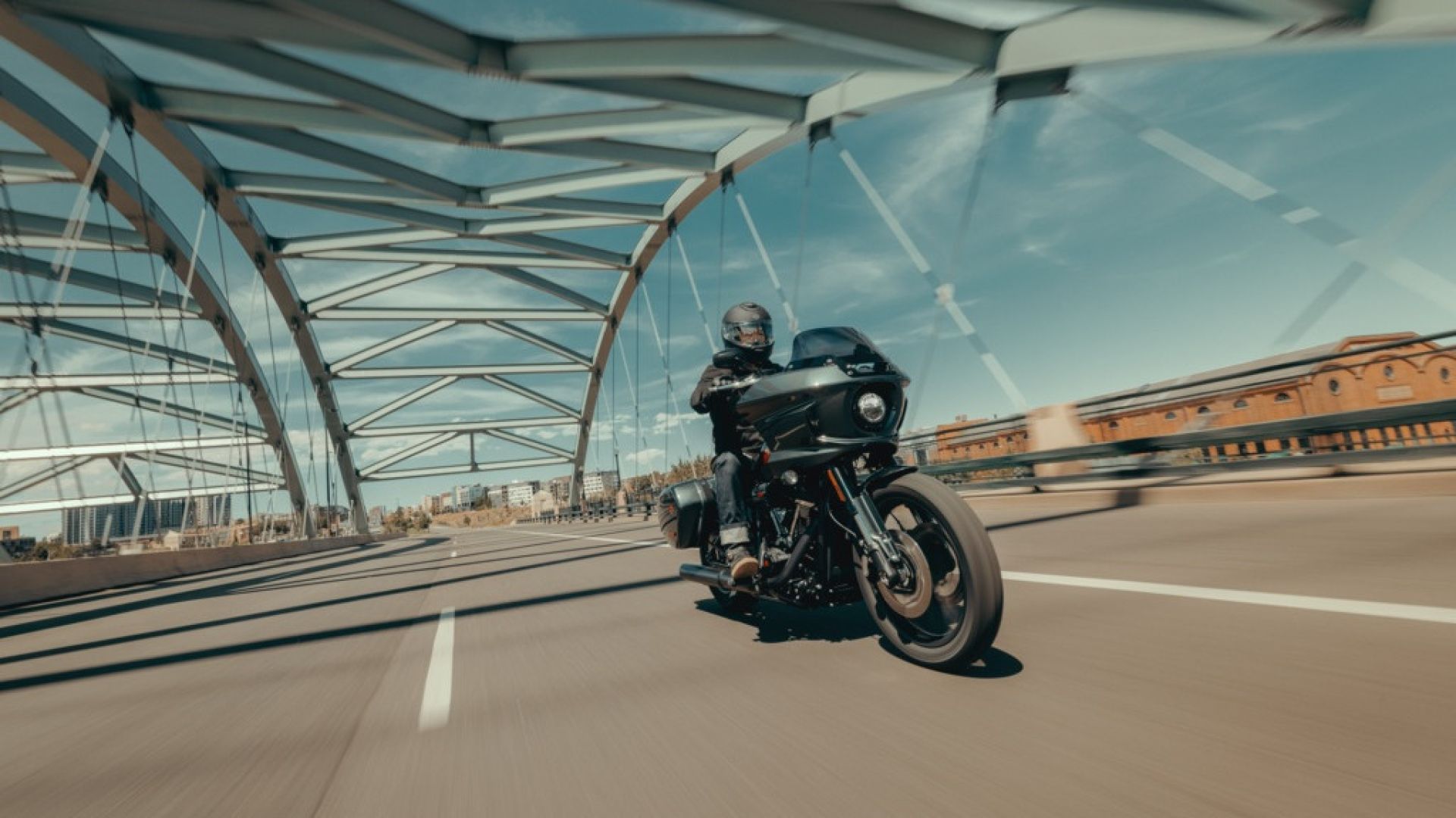 Harley-Davidson: come si evolve la gamma Cruiser 2025, dal Breakout alla Fat Boy