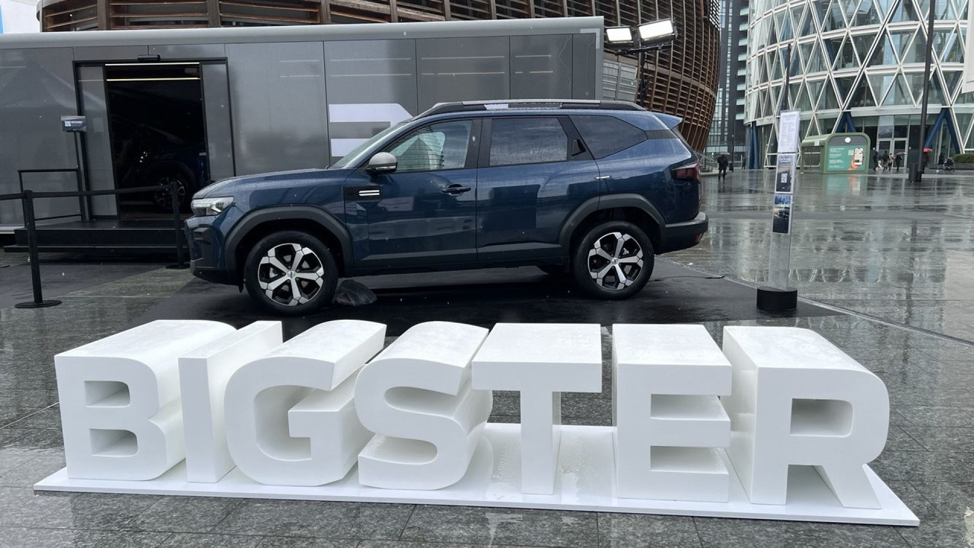 Per Dacia ottimi risultati 2024 in Italia e il nuovo C-SUV Bigster è in arrivo...