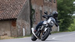 CB 1000 F
