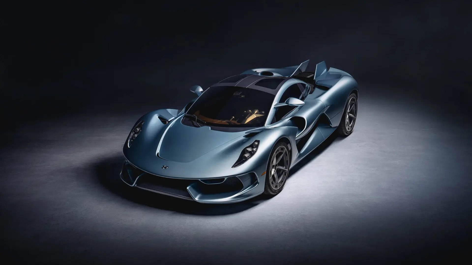 Quanto ci vuole per vendere una decina di hypercar da 2,5 milioni? Appena 4 ore
