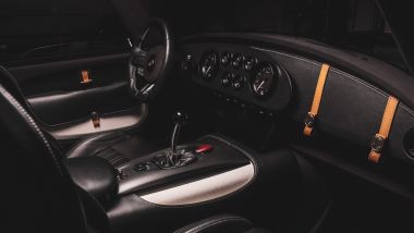 AC Cobra GT Roadster, gli interni