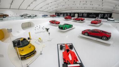 Al Museo Enzo Ferrari di Modena una mostra in musica