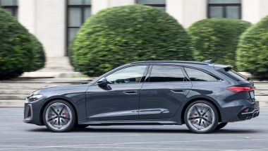 Al volante della Audi A5 Avant 2.0 TDI quattro