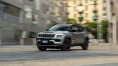 Jeep Compass e-Hybrid: prova, interni, prezzi, opinioni