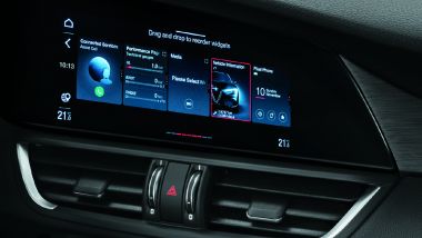 Alfa Romeo Giulia 2020, il display touch screen