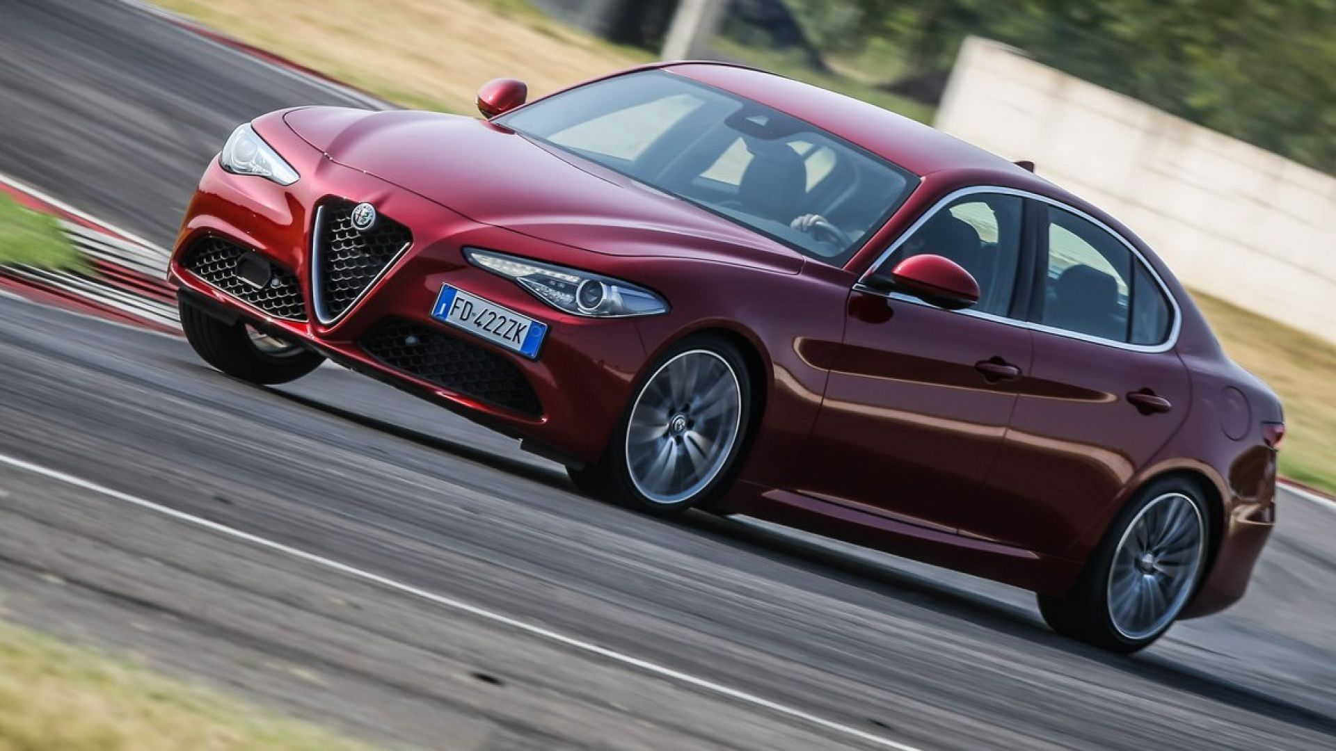 Video | Alfa Romeo Giulia: le vostre domande. Guarda il video