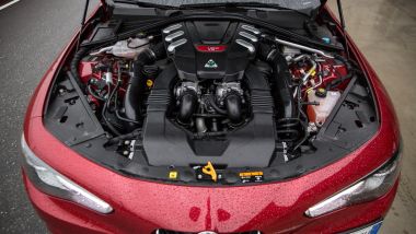 Alfa Romeo Giulia Quadrifoglio: 2.9 V6 cilindri biturbo benzina in alluminio
