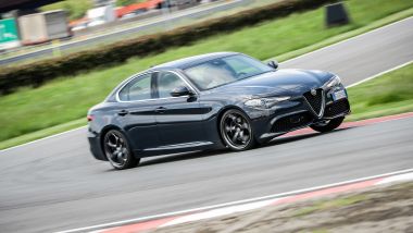 Alfa Romeo Giulia Veloce 280 Cv Benzina Prova Consumi Opinioni Motorbox