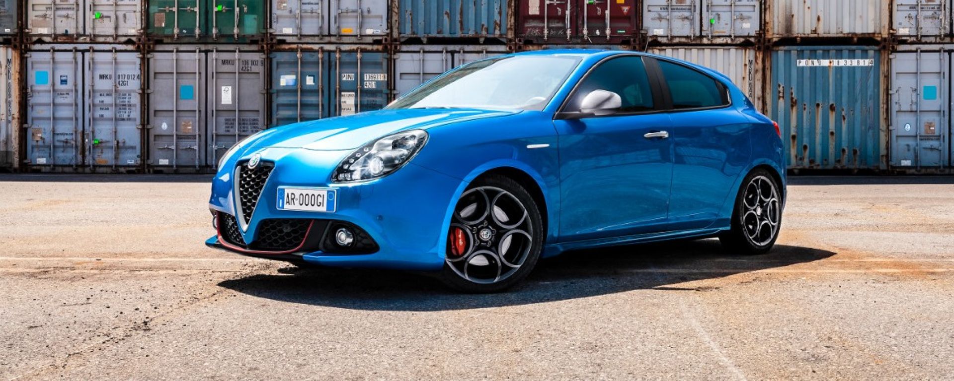 Alfa Romeo Giulietta 17 Nuovi Pacchetti Tech E Carbon Look Motorbox