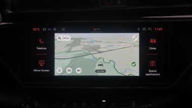 Alfa Romeo Junior Hybrid Speciale: il touchscreen da 10,25'' del sistema infotainment