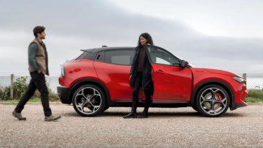 Alfa Romeo: la Junior elettrica invece di un'app di incontri per trovare la dolce metà