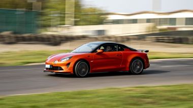 Alpine A110 S, la prova in pista
