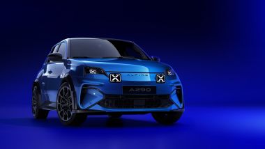 Alpine A290: i fari con il disegno a X ricordano i rally