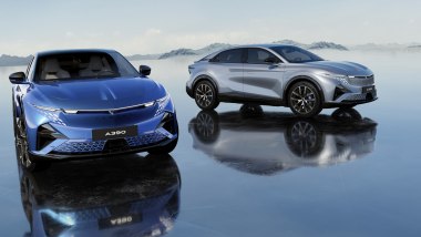 Alpine A390: la prova su strada del SUV coup&eacute; elettrico francese