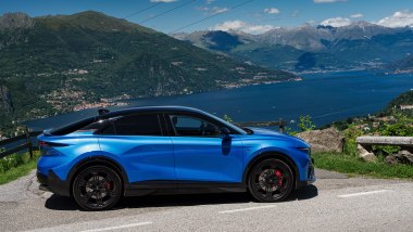 Alpine A390: prezzi a partire da 67.600 euro per la GT e, in futuro, da 78.000 euro per la GTS
