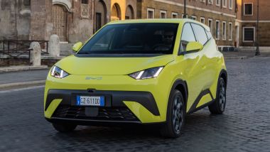 Anche BYD Dolphin Surf, con gli incentivi, costa meno di 10.000 euro