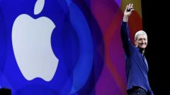Apple e la guida autonoma: Tim Cook ne parla per la prima volta
