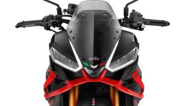 Aprilia Tuono V4 Factory 2025: nuovo il frontale con alette