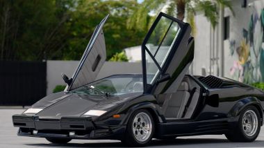 Asta Sotheby's Lamborghini Countach: l'originale apertura delle porte