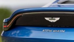 Aston Martin, la cinese Geely acquista quote. Cosa cambia?