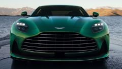 Aston Martin DB12 Volante, presentazione il 18 agosto a Monterey?