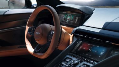 Aston Martin DB12, tutto nuovo l'impianto di infotainment