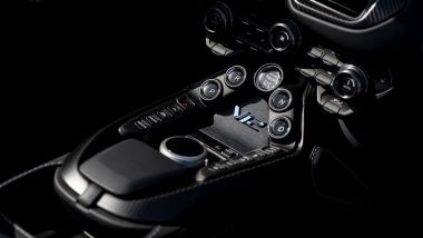 Aston Martin V12 Vantage Roadster, la console centrale