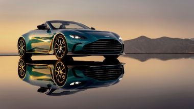 Aston Martin V12 Vantage Roadster, vista 3/4 anteriore