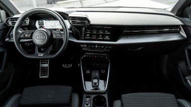 Audi A3 Sportback 30 g-tron: gli interni