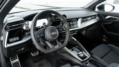 Audi A3 Sportback 30 g-tron: il posto di guida