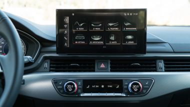 Audi A4 Avant 2019: l'infotainment MMI Plus con schermo touch da 10 pollici