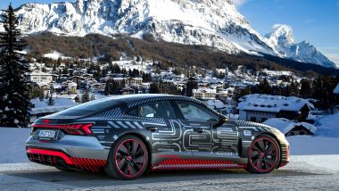 Audi e-tron GT: l'auto sarà esposta a Cortina