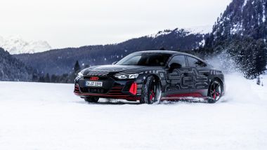 Audi e-tron GT quattro: visuale di 3/4 anteriore