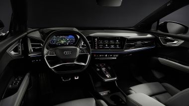Audi Q4 50 e-tron quattro: gli interni