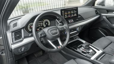 Audi Q5 Sportback 55 TFSI e quattro S tronic S line plus, il volante